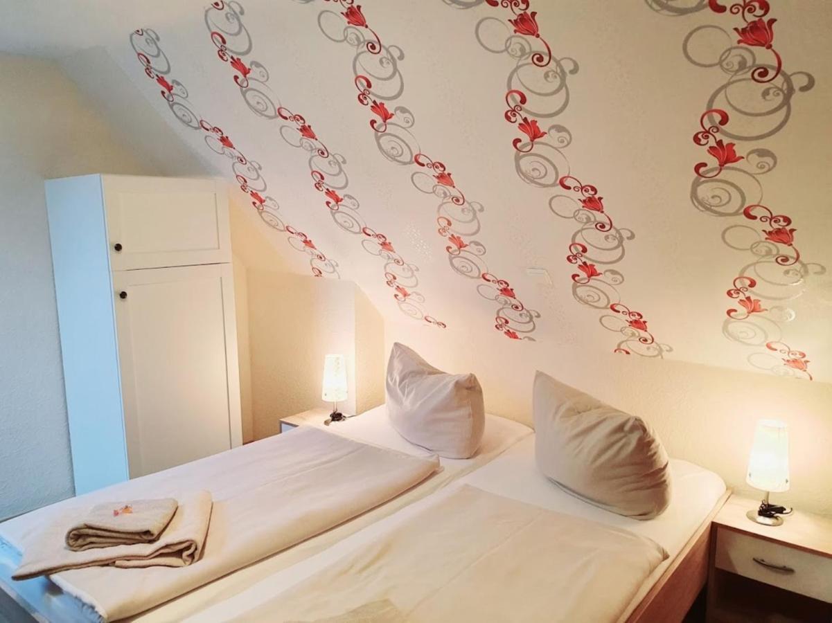 Hotel Up Diek Carolinensiel Esterno foto